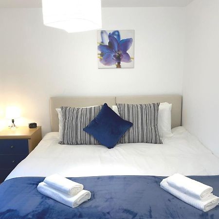 Cosy Family Home - Coventry City Centre - Entire House Kültér fotó